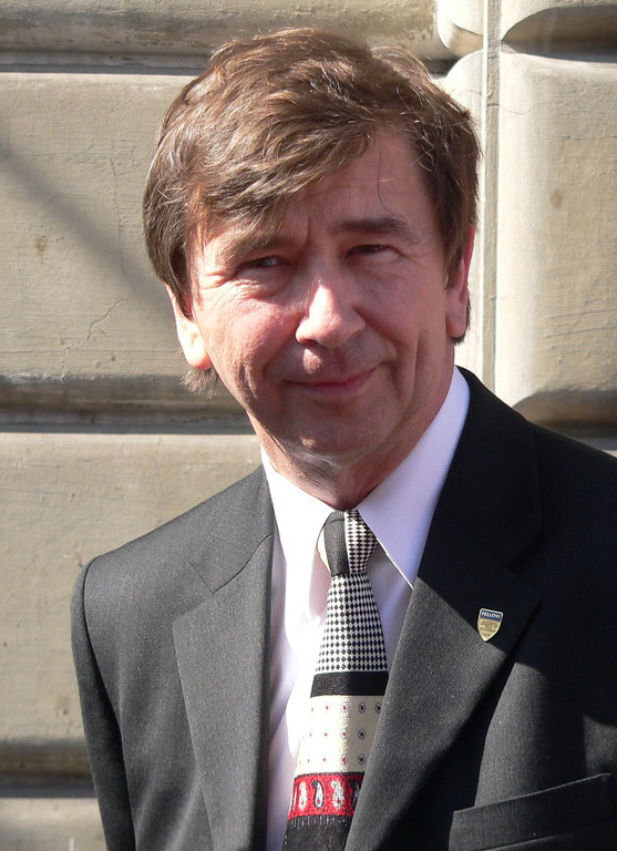 Wieslaw Binienda, Scientist, Researcher